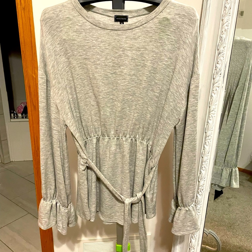 Buckle Black Grey Blouse